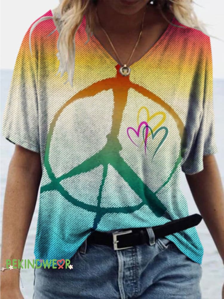 Peace Gradient Vineman Bottom Print Casual V-Neck Short Sleeve T-Shirt Multicolor / S