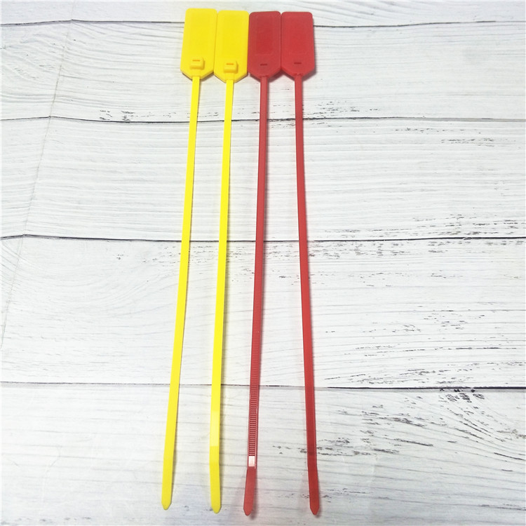 370*88*28 Plastic Gen2 Rain RFID Long Range UHF Cable Tie RFID Tag