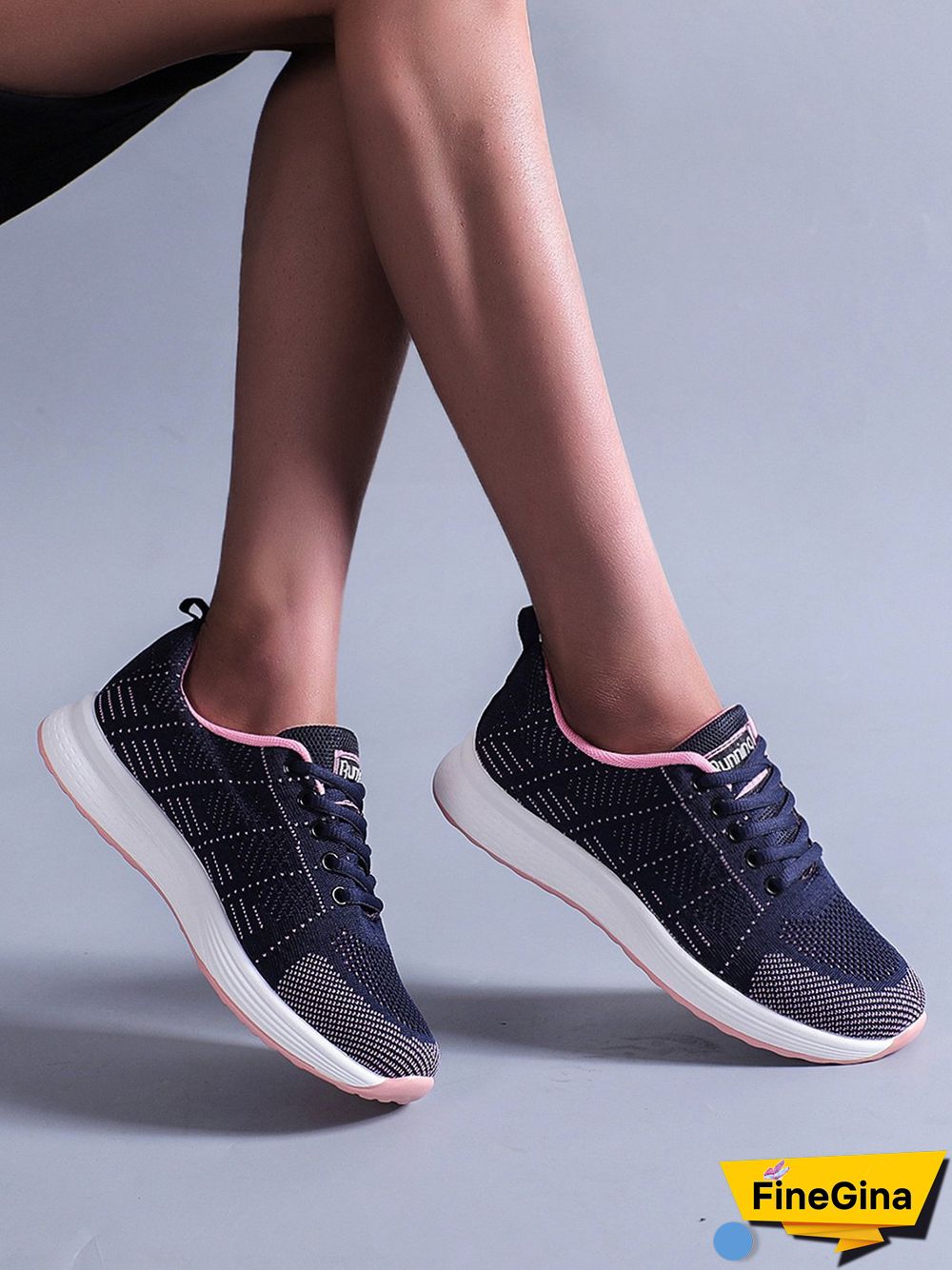 Contrasting Solid Color Breathable Mesh Casual Sneakers