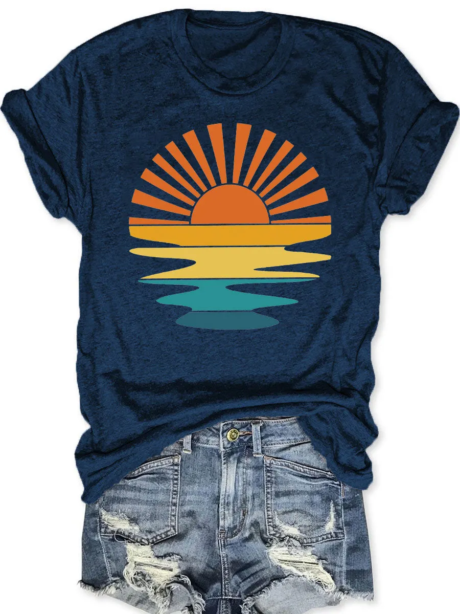 Retro Sunset Rays Wavy T-shirt
