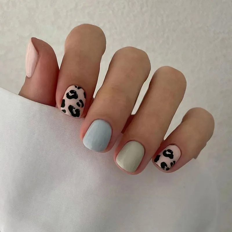 Churchf Churchf Simple And Fresh Leopard Print Nail Blue Green Minority Light Luxury Wind Fake Nail Wear Beautiful Nail Piece