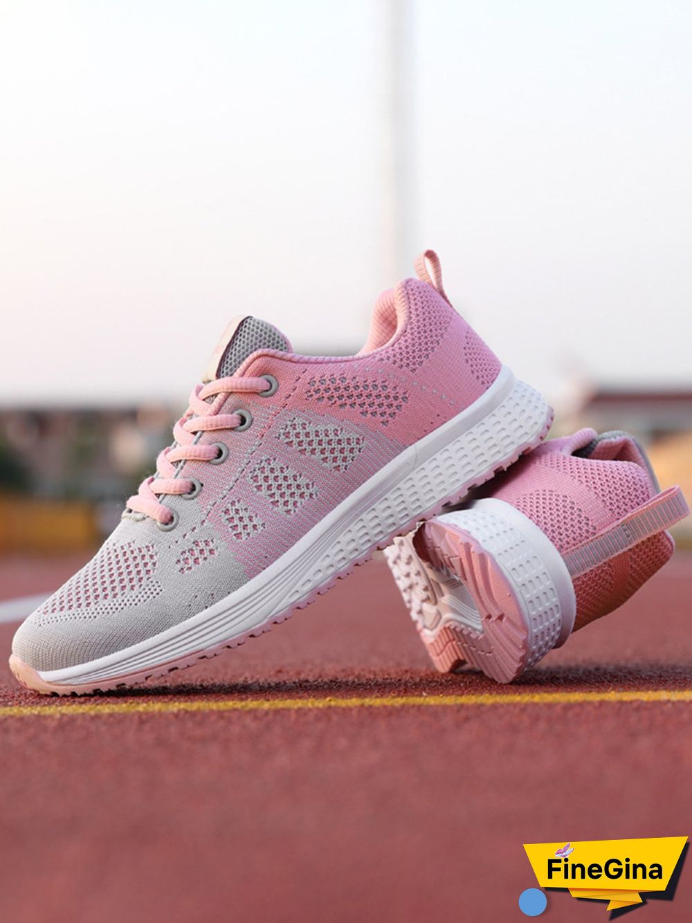 Contrasting Solid Color Breathable Mesh Casual Sneakers