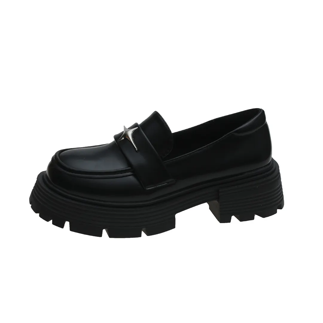 Uveng Uveng Little Leather Shoes Female 2023 New Platform Pine Cake Black Bright Leather With Skirt Jk One Foot Pedal Loafers