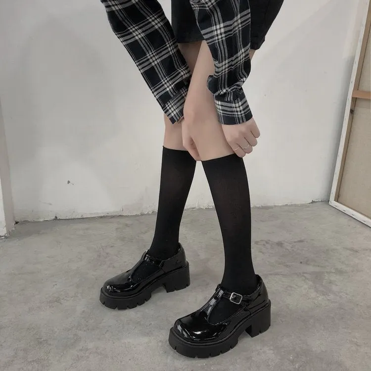 Women Patent Leather Pumps Spring Autumn Mary Jane Shoes Women's Buckle Strap High Heels Retro Platform Lolita Heels 2021