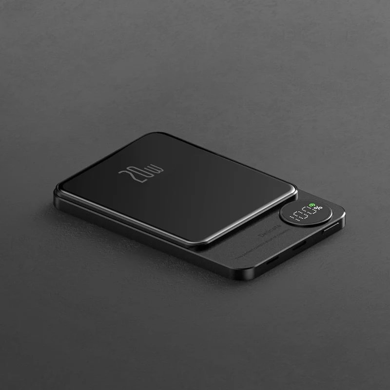Mobile phone magnetic power bank