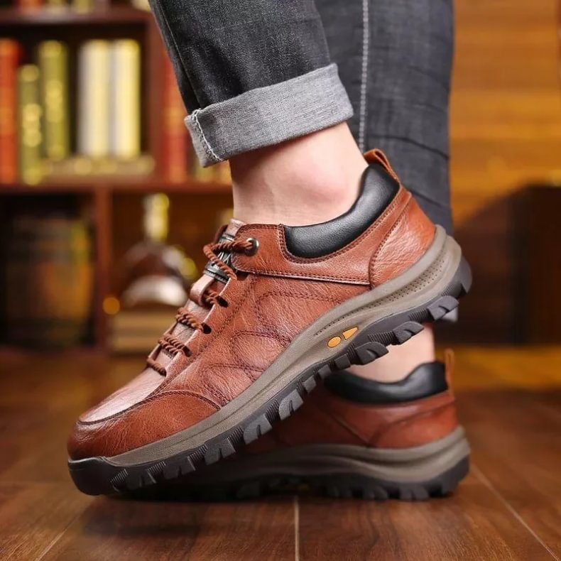  Men's Casual Hand Stitching Leather Arch Support Shoes