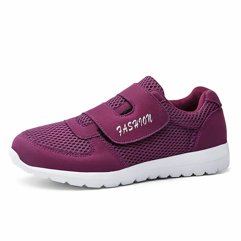 2021 New Arrival Velcro Breathable Mesh Couple Sport Shoes Couple Outdoor Jogging Trekking Sneakers Casual Shoes Hiking Shoes