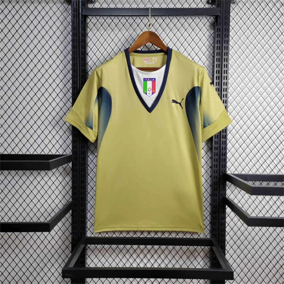 2006 Retro Italy Goalkeeper Football Shirt 1:1 Thai Quality Maxi Kit