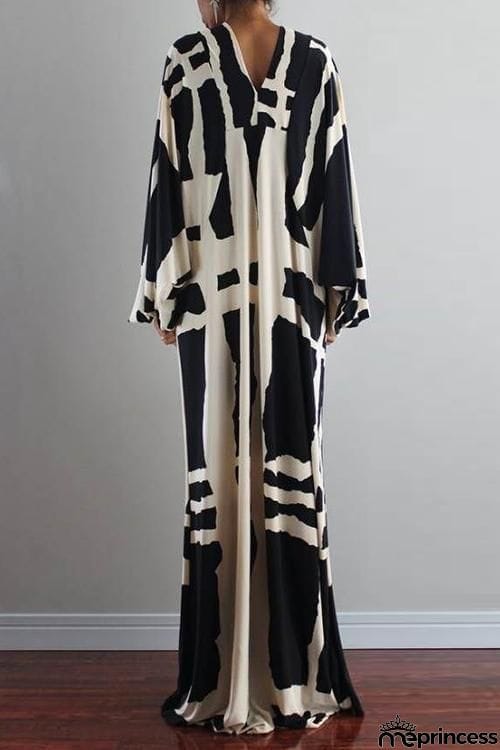 Geometry V Neck Bat Maxi Dress