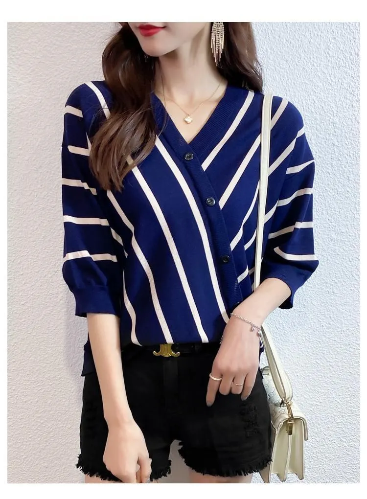 Uveng Uveng Striped Bottom Shirt Top 2023 Summer New Temperament V-Neck Five-Sleeve Ice Silk T-Shirt Knitted Shirt Tide