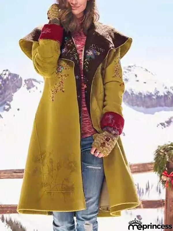 Fashionable and Minimalist Coat