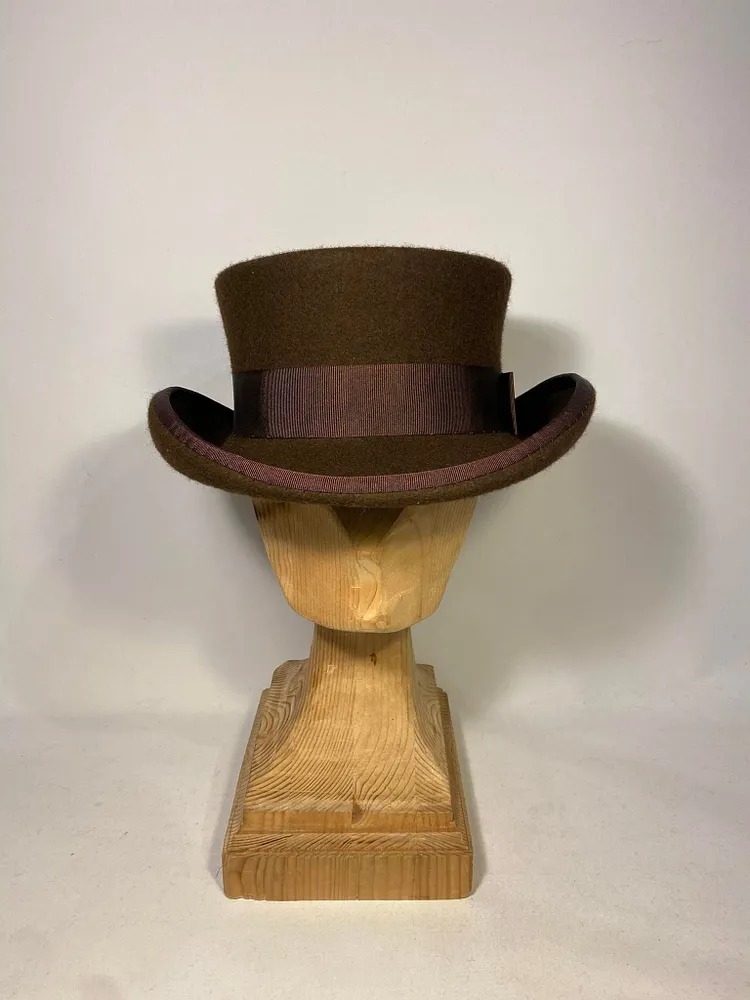 Low Top Hat
