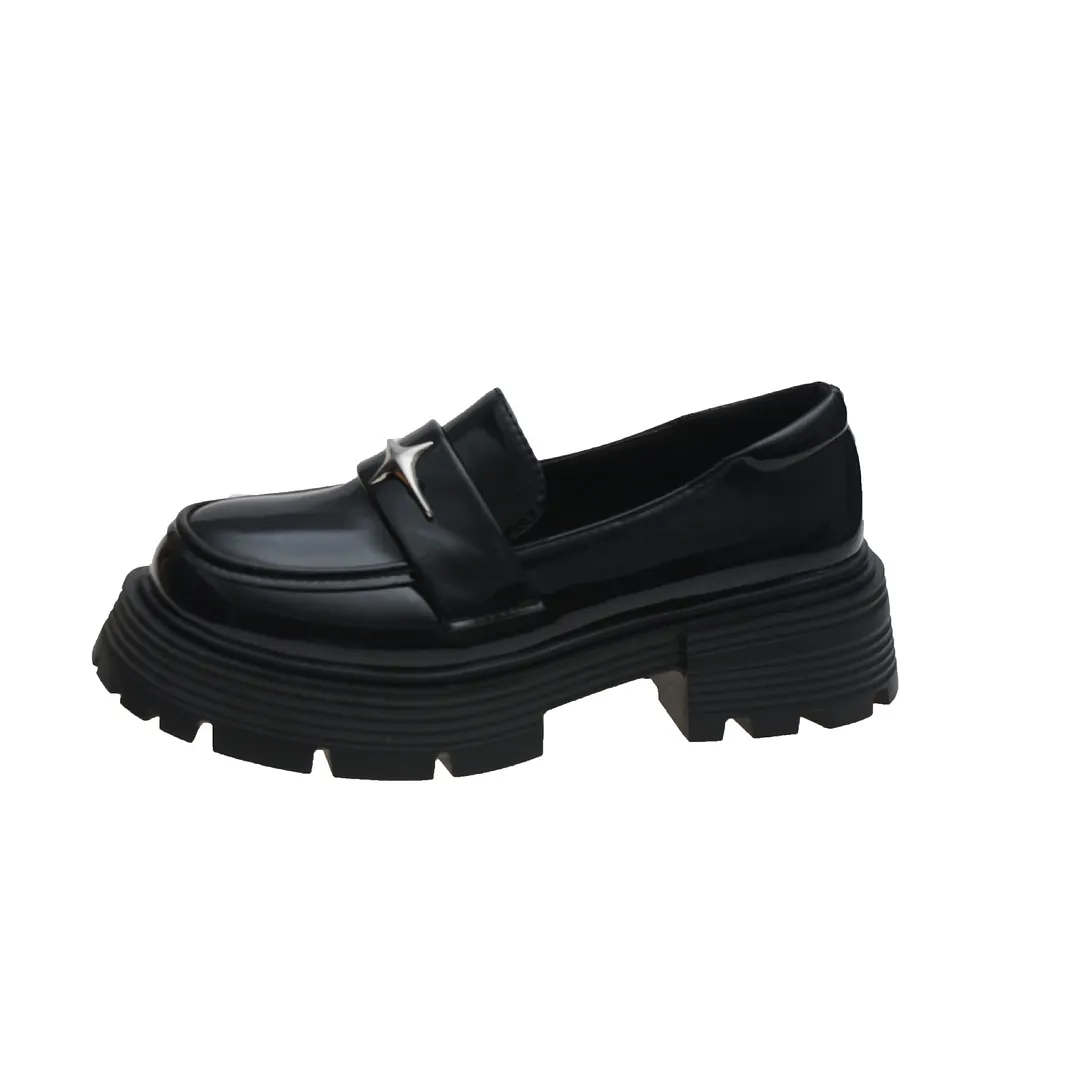 Uveng Uveng Little Leather Shoes Female 2023 New Platform Pine Cake Black Bright Leather With Skirt Jk One Foot Pedal Loafers
