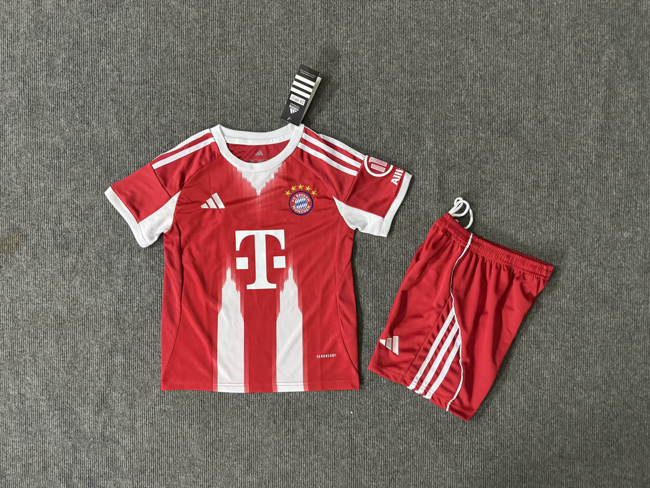 2025-2026 KIDS FC Bayern Munich Home Football Shirt 1:1 Thai Quality Maxi Kit