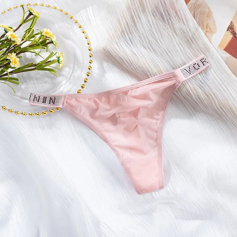 European Style Thong Sexy Lace Panties Fashion Hollow Out Diamond Comfort T-String Low Waist Seamless Underpants Female Lingerie
