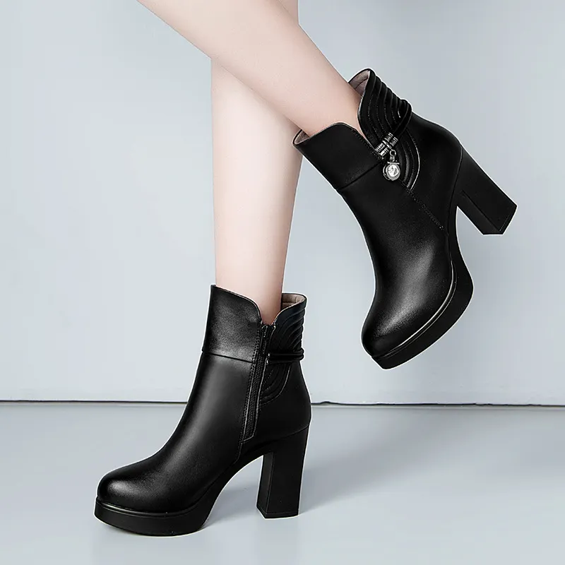 Qengg Boots Women's Thick Heels Large Size 40-43 Short Boots British Style Autumn And Winter Style High-Heeled Waterproof Platform Women's Boots