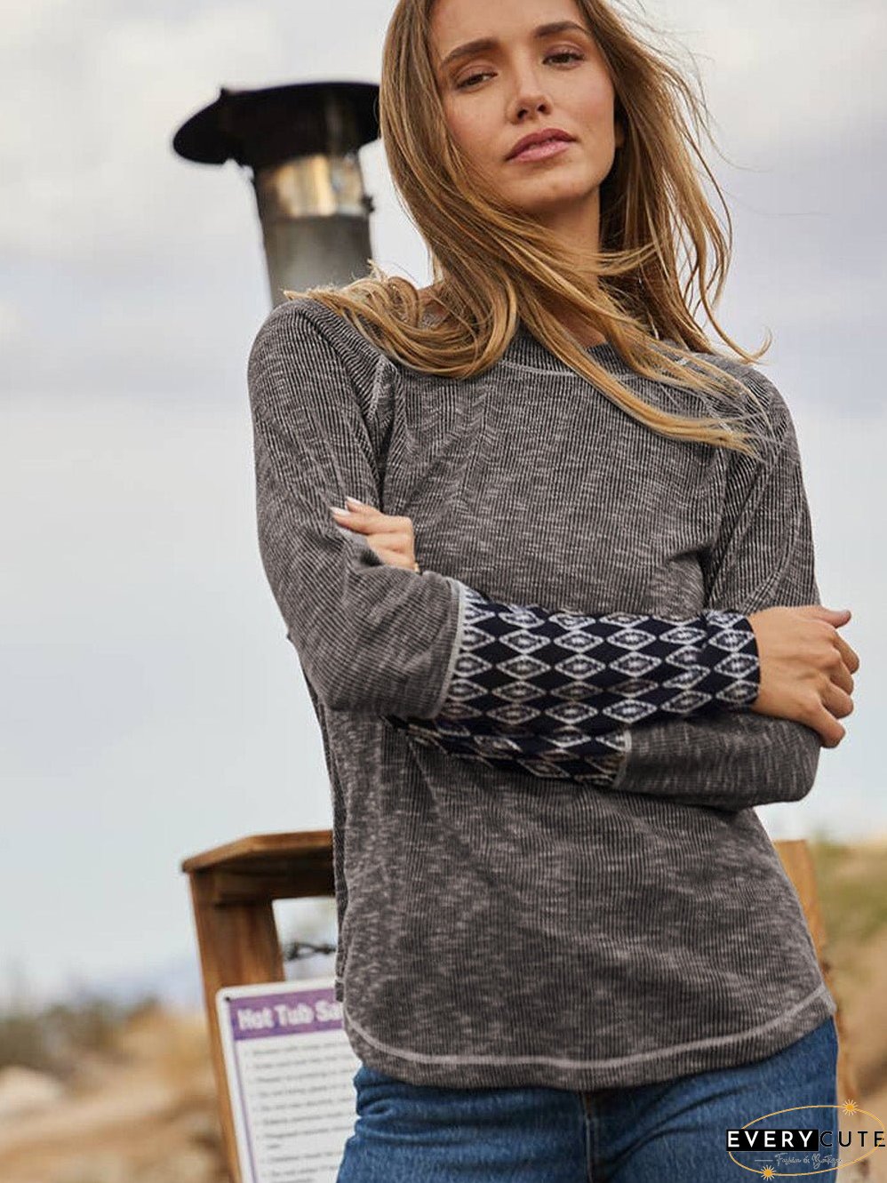 Cozy Gray Aztec Patterned Ribbed Top