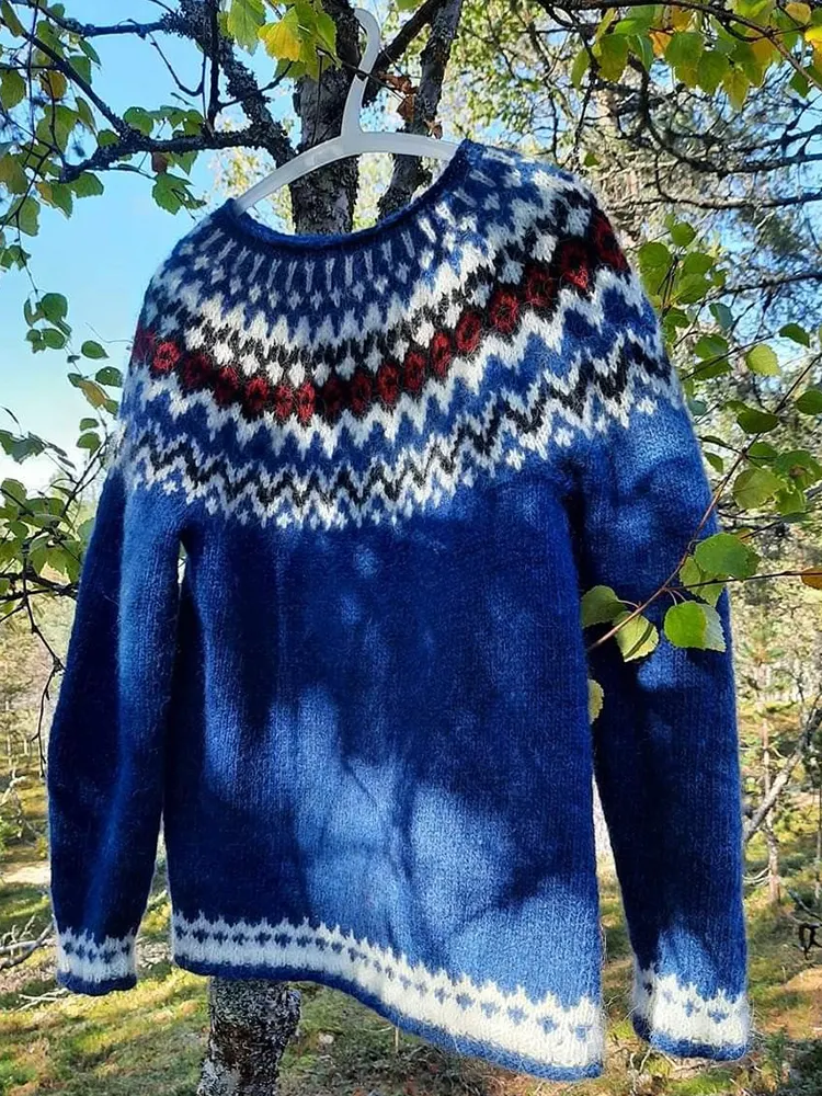Vintage Warmth Norjalainen Knit Jacquard Icelandic Crew Neck Sweater