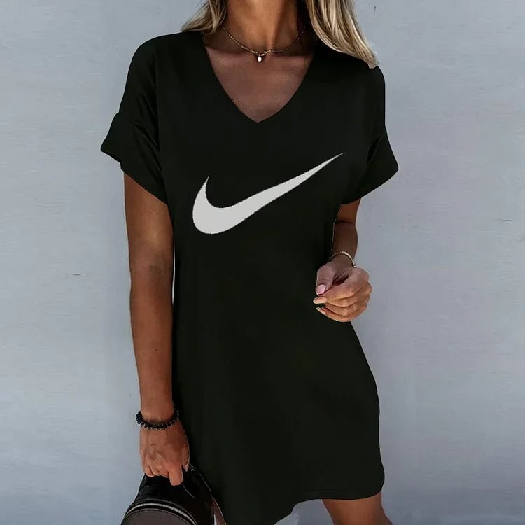 2024-ES &Uacute;J NIKE ALKALMAZ&Aacute;SI RUH&Aacute;K