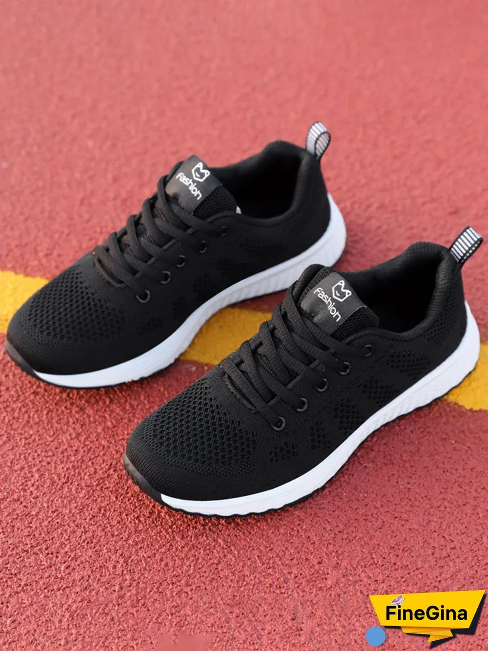 Contrasting Solid Color Breathable Mesh Casual Sneakers