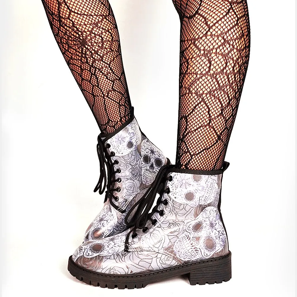 Brand Big Size 43 Cool Skulls Butterfly Rose Flowers Printed Gothic Style Ankle Booties Fashion Boots Street Women Shoes