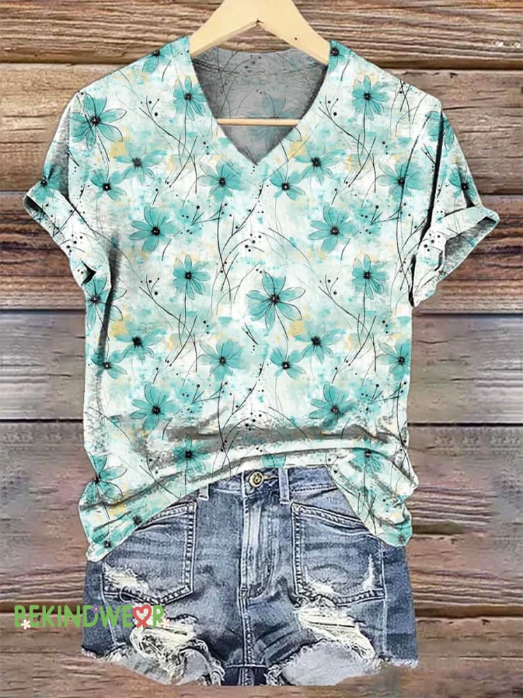 Women&rsquo;s Blue Floral V-neck Casual T-Shirt Multicolor / S