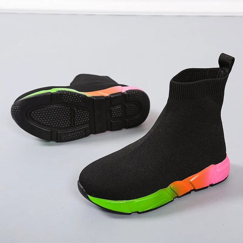 2022 Brand Unisex Socks Shoes Breathable High-top Women Shoes Flats Fashion Sneakers Stretch Fabric Casual Slip-On Ladies Shoes