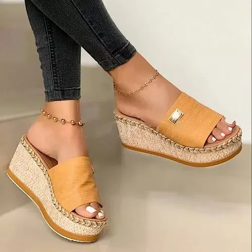 Summer new ladies wedge slippers thick-soled soft and comfortable 2021 new casual shoes outdoor beach sandals ladies slippers