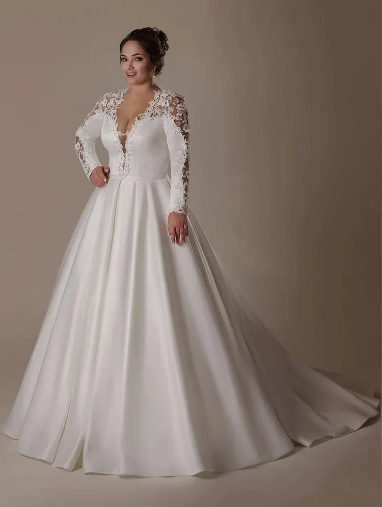 Women Plus Size Wedding Dress Appliques V-Neck Long Sleeve Open Back Maxi Dresses