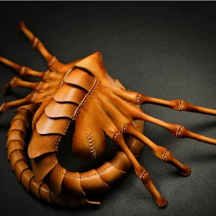 Terror Bug Facehugger Mask