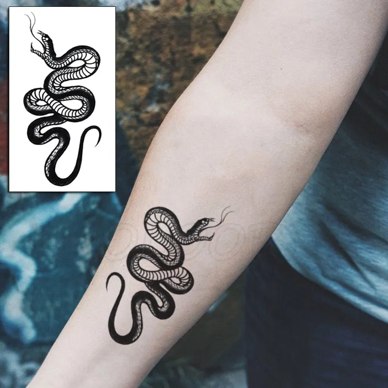 Water Transfer Tattoo Sexy Running Horse Anime Tattoo Body Art Waterproof Temporary Fake Flash Tattoo for Man Woman 10.5*6cm