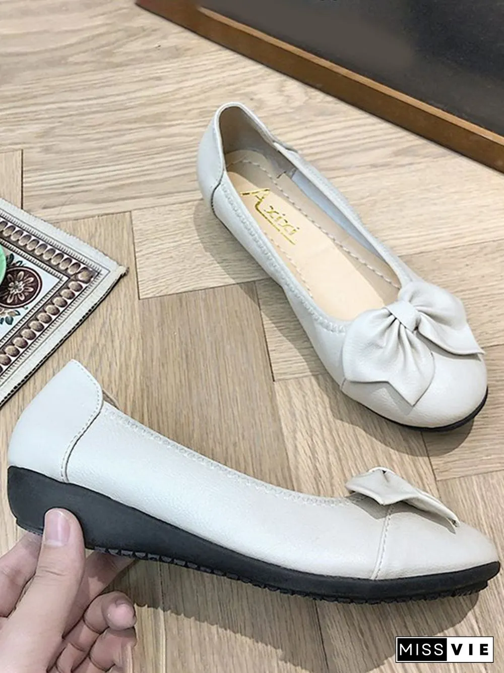Women Plain All Season Urban Breathable Flat Heel PU Pu Rubber Shallow Shoes Flats