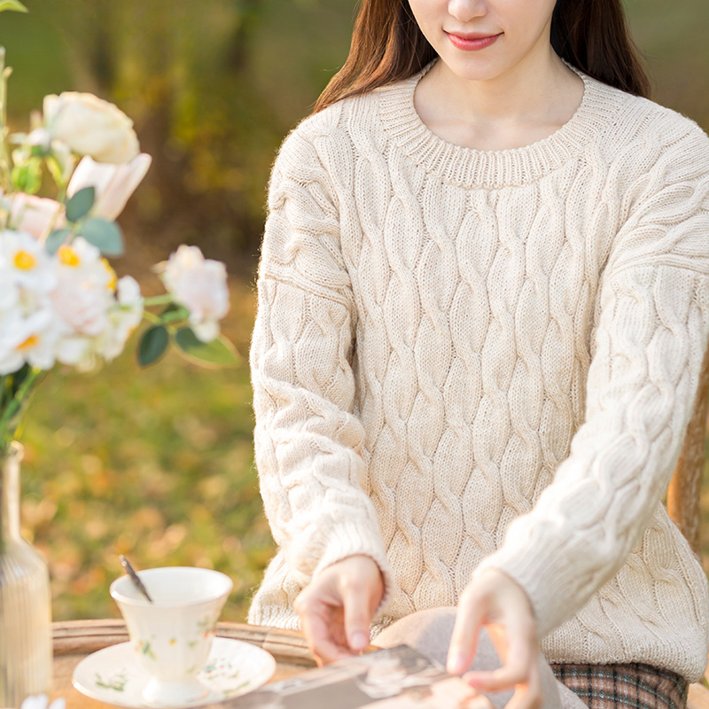 Susan's Cozy Wool Sweater DIY Kit - Handcrafted Knit Yarn Set