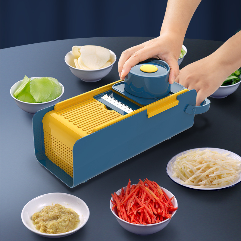 Multifunctional vegetable cutter