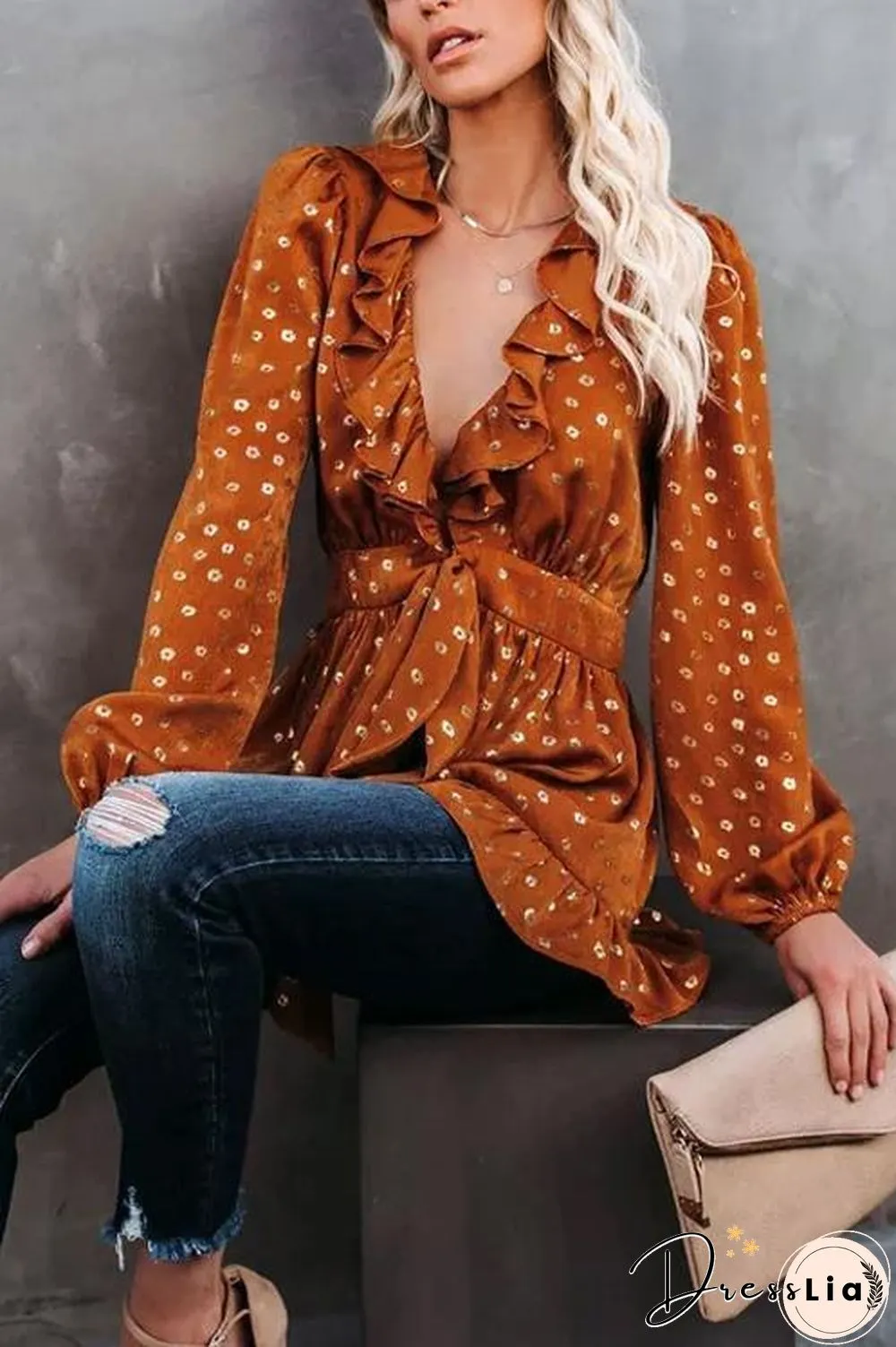 Ruffled V Neck Daisy Top