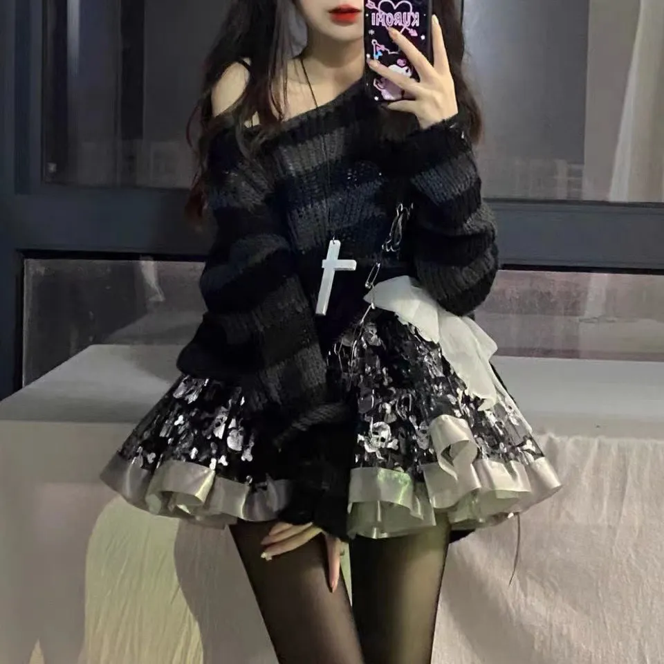 Churchf Churchf Hole Ripped Short Sweater Female Couple Striped Loose Punk Dark Sweater Versatile Knit