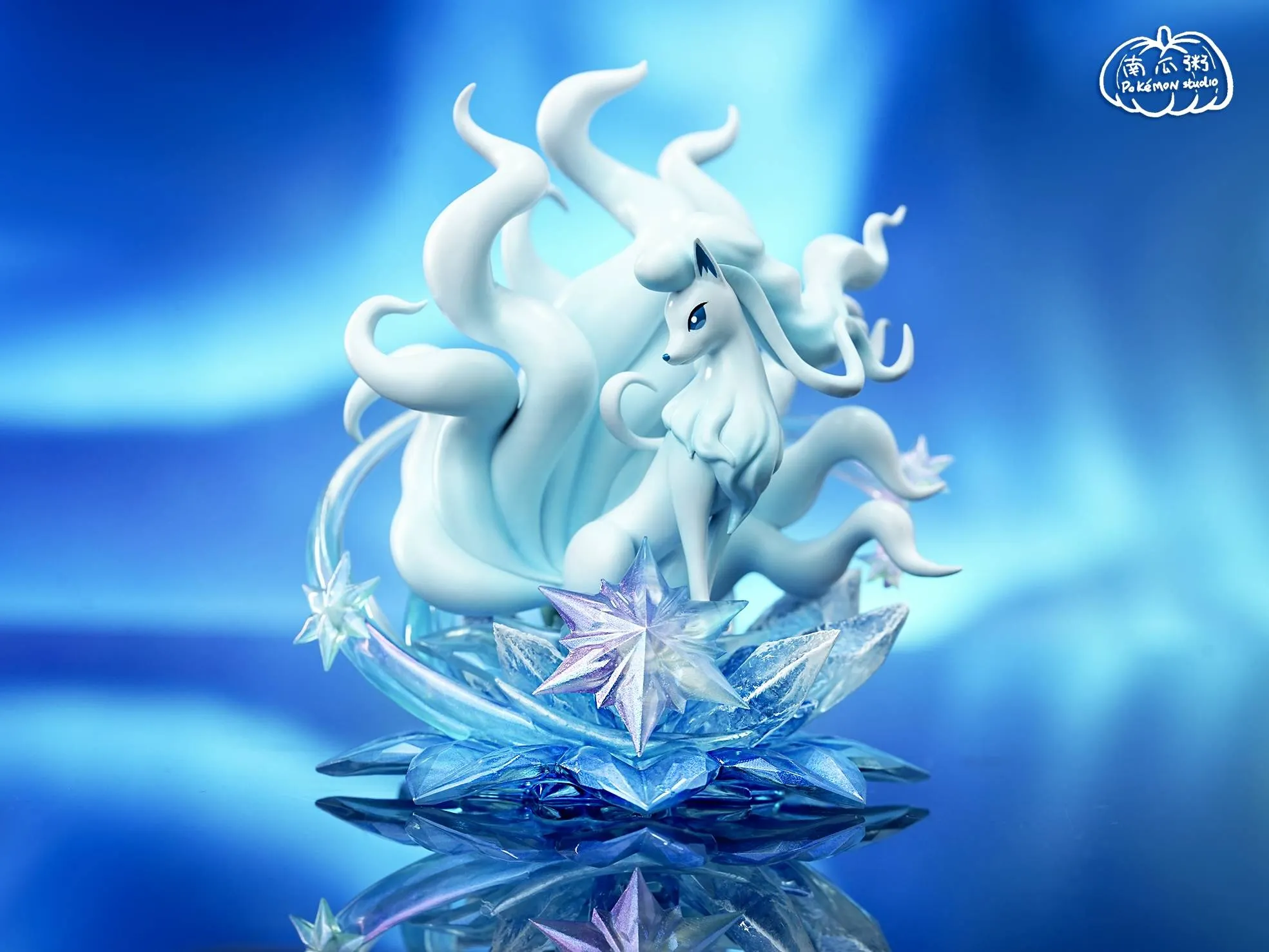 1/20 Scale World Zukan Alolan Ninetales - Pokemon Resin Statue