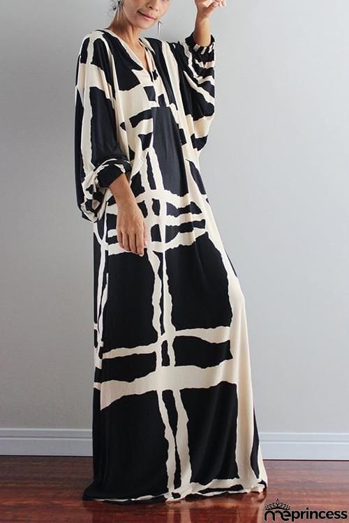 Geometry V Neck Bat Maxi Dress