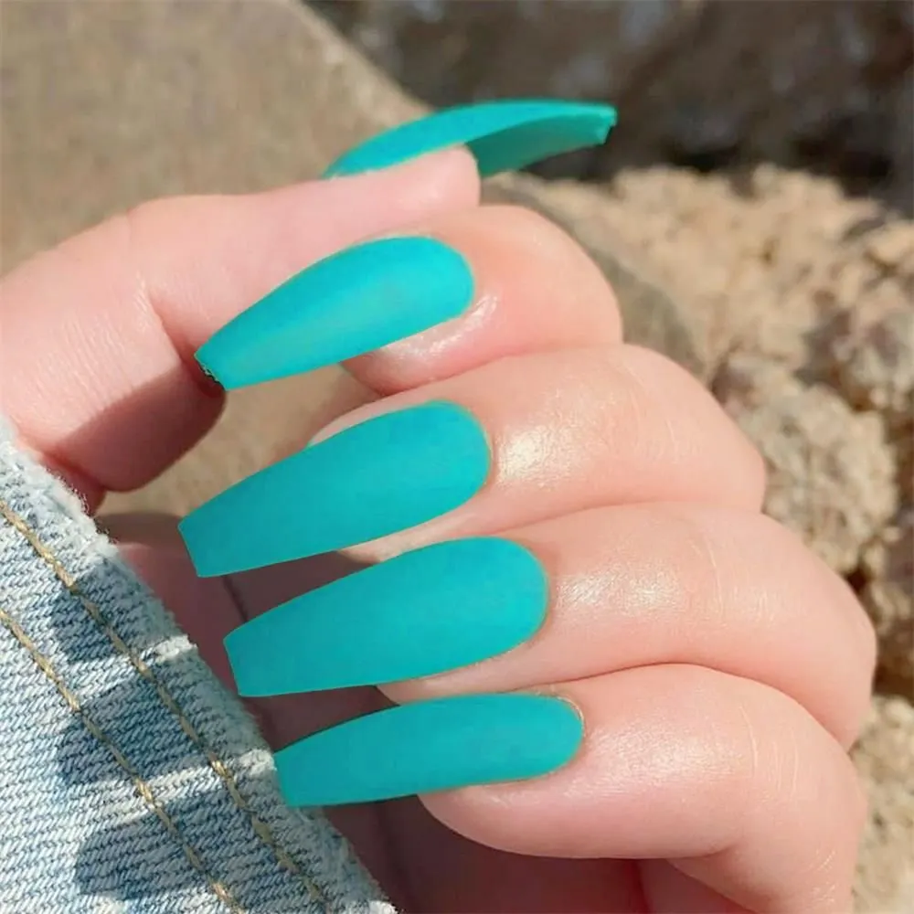 Nail Art Fake Nails Stiletto Tips Clear Press on Long False with Glue Coffin Stick Display Full Cover Artificial Designs Matte