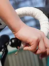 Bicycle Handlebar Plug Bell Bike Bell Bike Horn Alert Ring for 18-25mm Handlebar