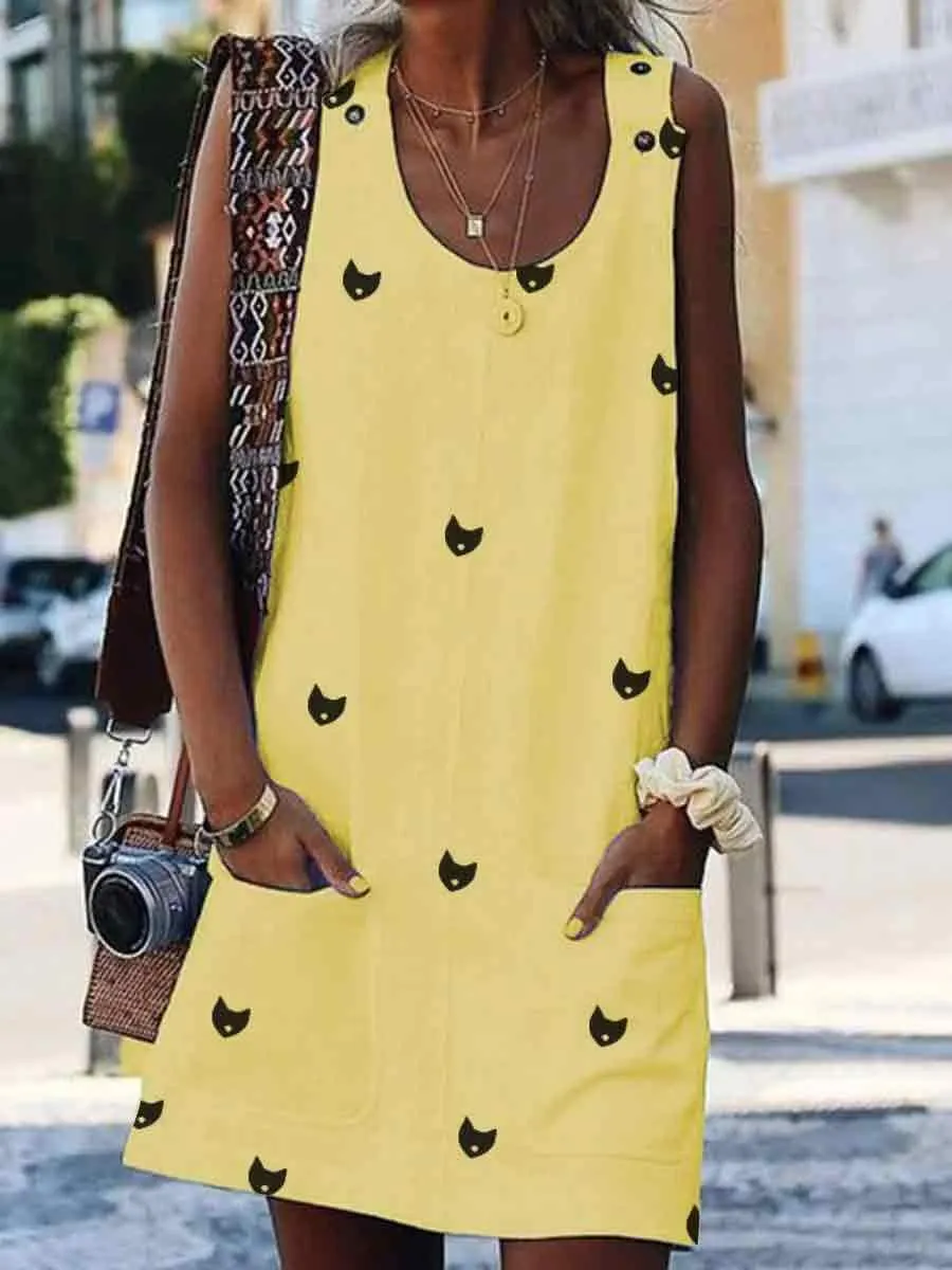 Cute Pockets Printed Shift Dress