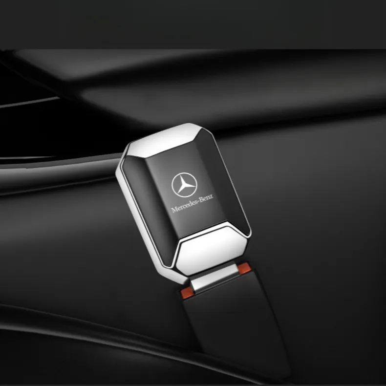 Vehicle-mounted zinc alloy electroplated safety belt extension buckle