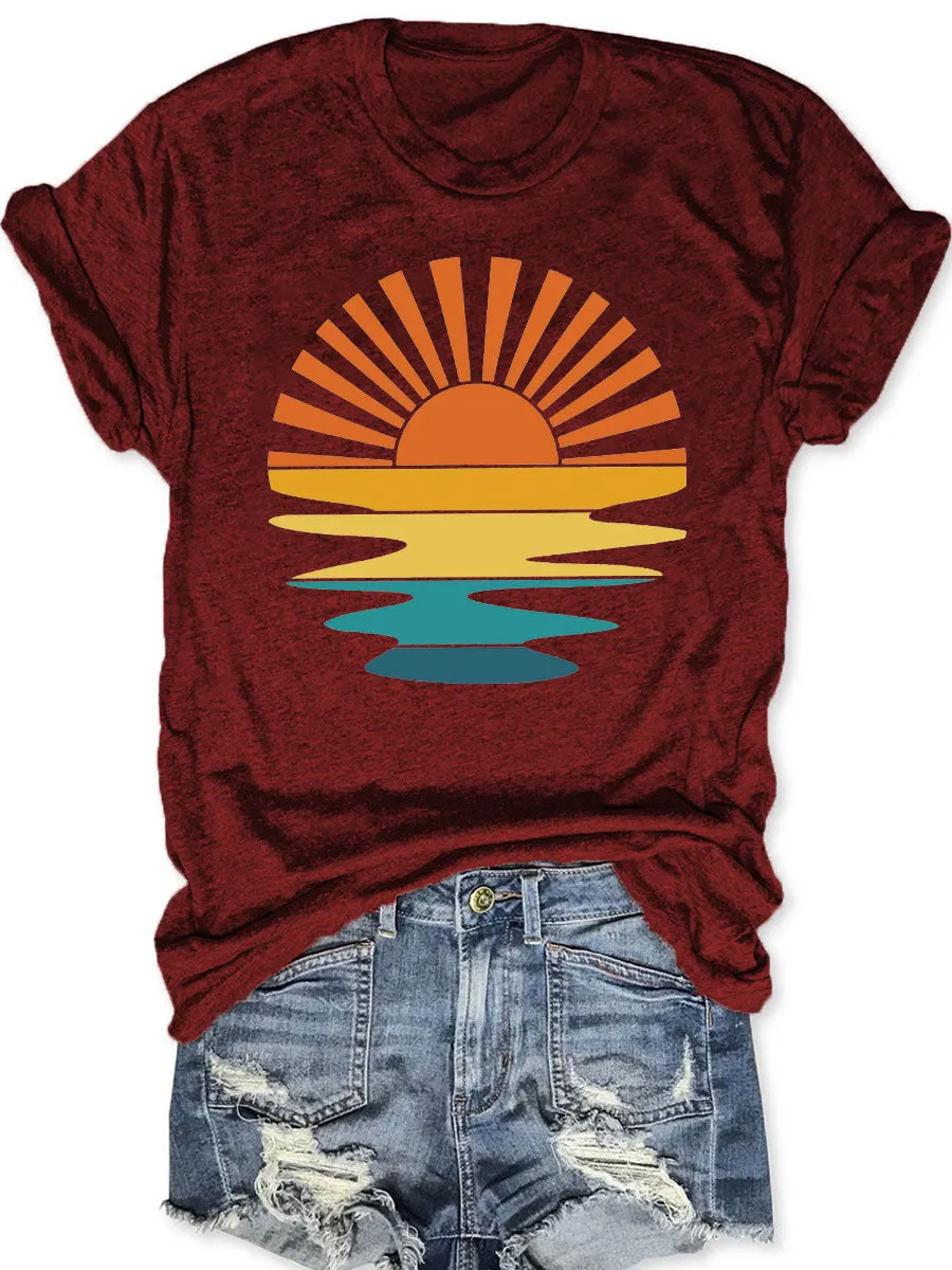 Retro Sunset Rays Wavy T-shirt