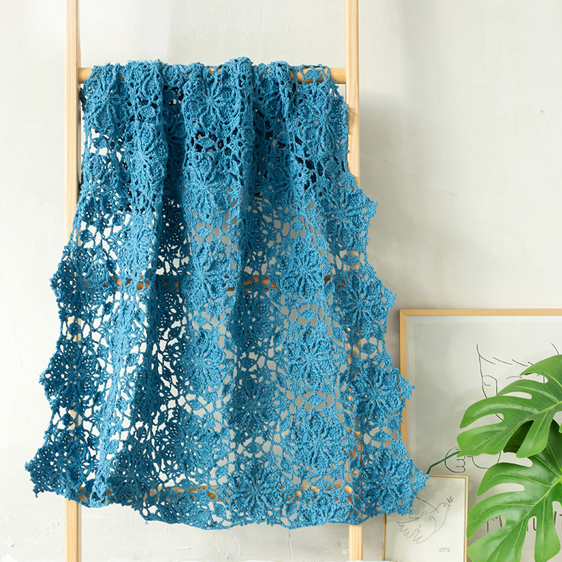 Susan's Crochet DIY Kit &ndash; Snow Lace Floral Throw &ndash; Crafting Yarn Set