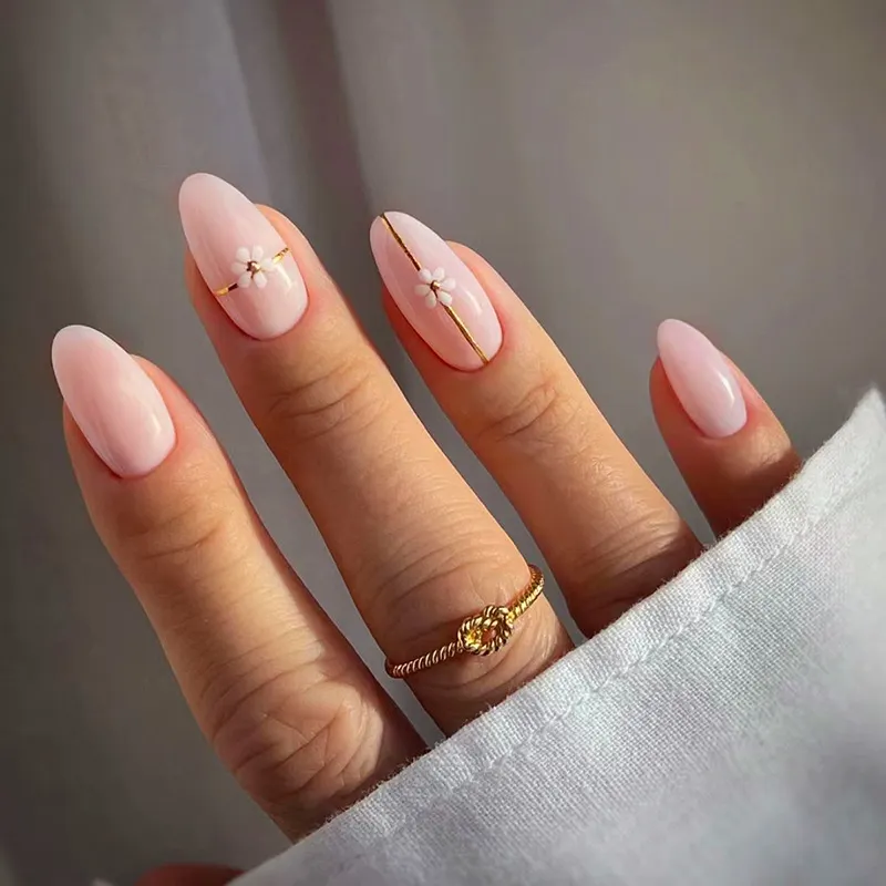 Churchf Churchf Pure Desire Gold Line Floret Nail Round Head Almond Nail Girl Powder Sweet Fake Nail 24 Pieces Of Practice Nail