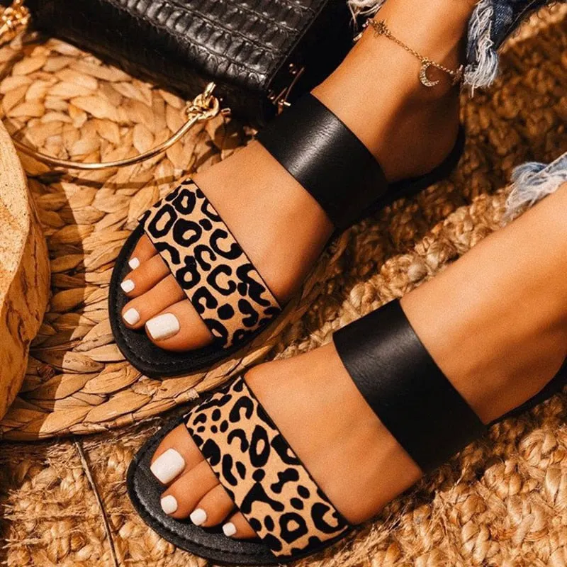 Fad 2022 Summer New Women's Slippers Flip Flops Female Slides Beach Shoes Woman Open Toe Flats Sandals Slippers Chaussures Femme