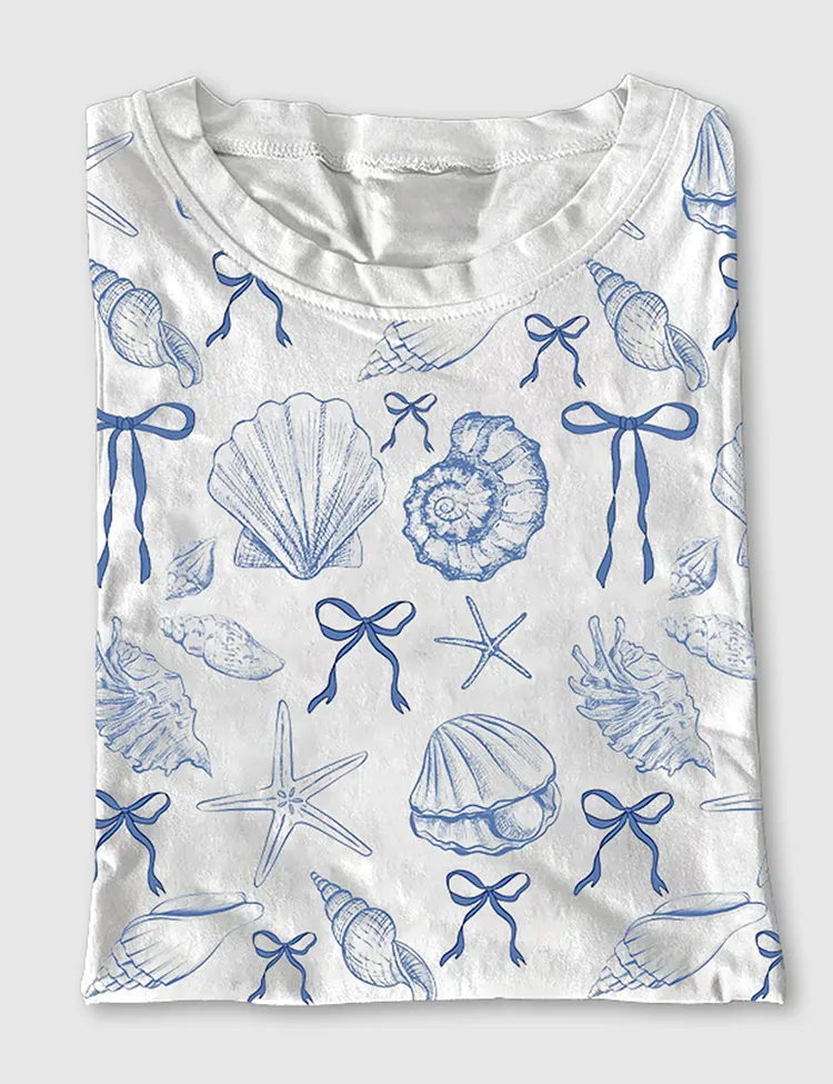 Women&rsquo;s Coquette Seashell Beach Coastal Summer Vibes Print Short Sleeve T-Shirt