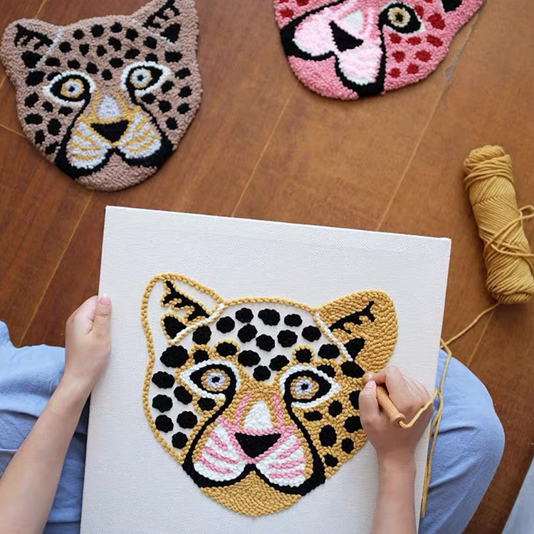 Tiger Punch Needle Kit (with punch needle)