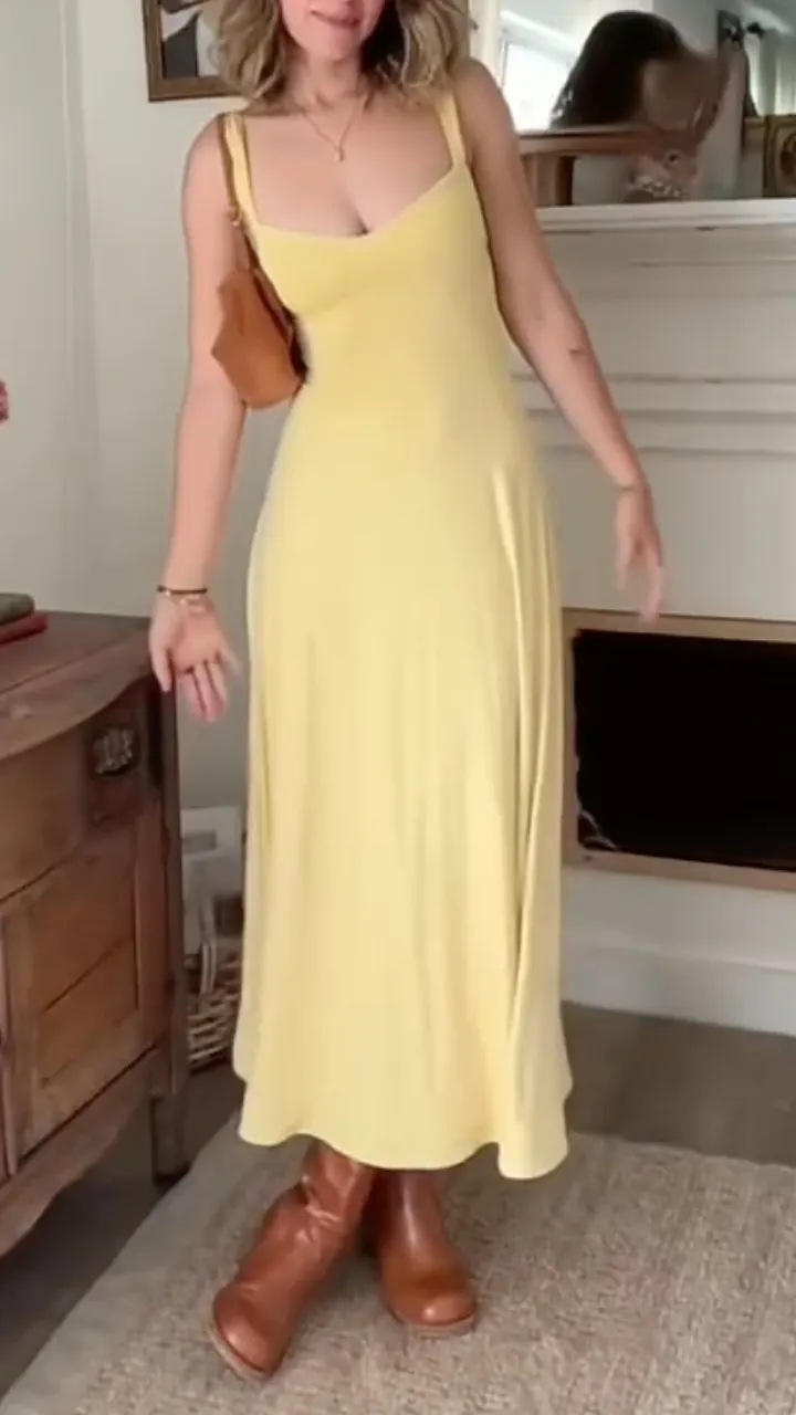 Yellow Sweetheart Neck Ruched Sleeveless Midi Dress