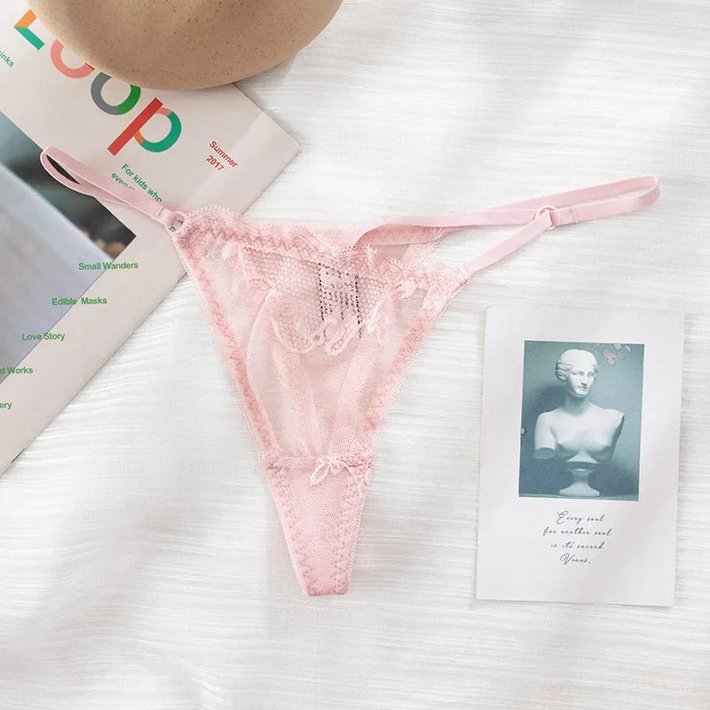 European Style Thong Sexy Lace Panties Fashion Hollow Out Comfort T-String Low Waist Seamless Underpants Female Sexy Lingerie